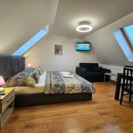 Apartmany Miluska Besenova Bagian luar foto
