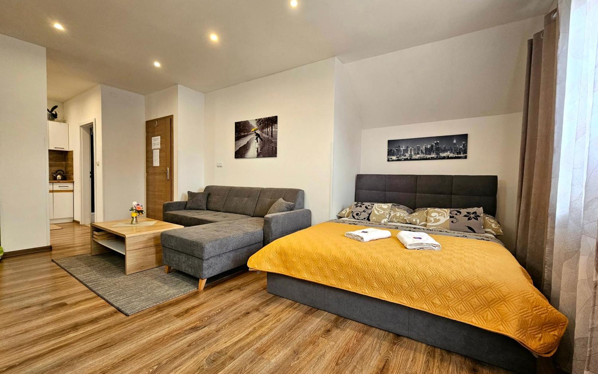Apartmany Miluska Besenova Bagian luar foto