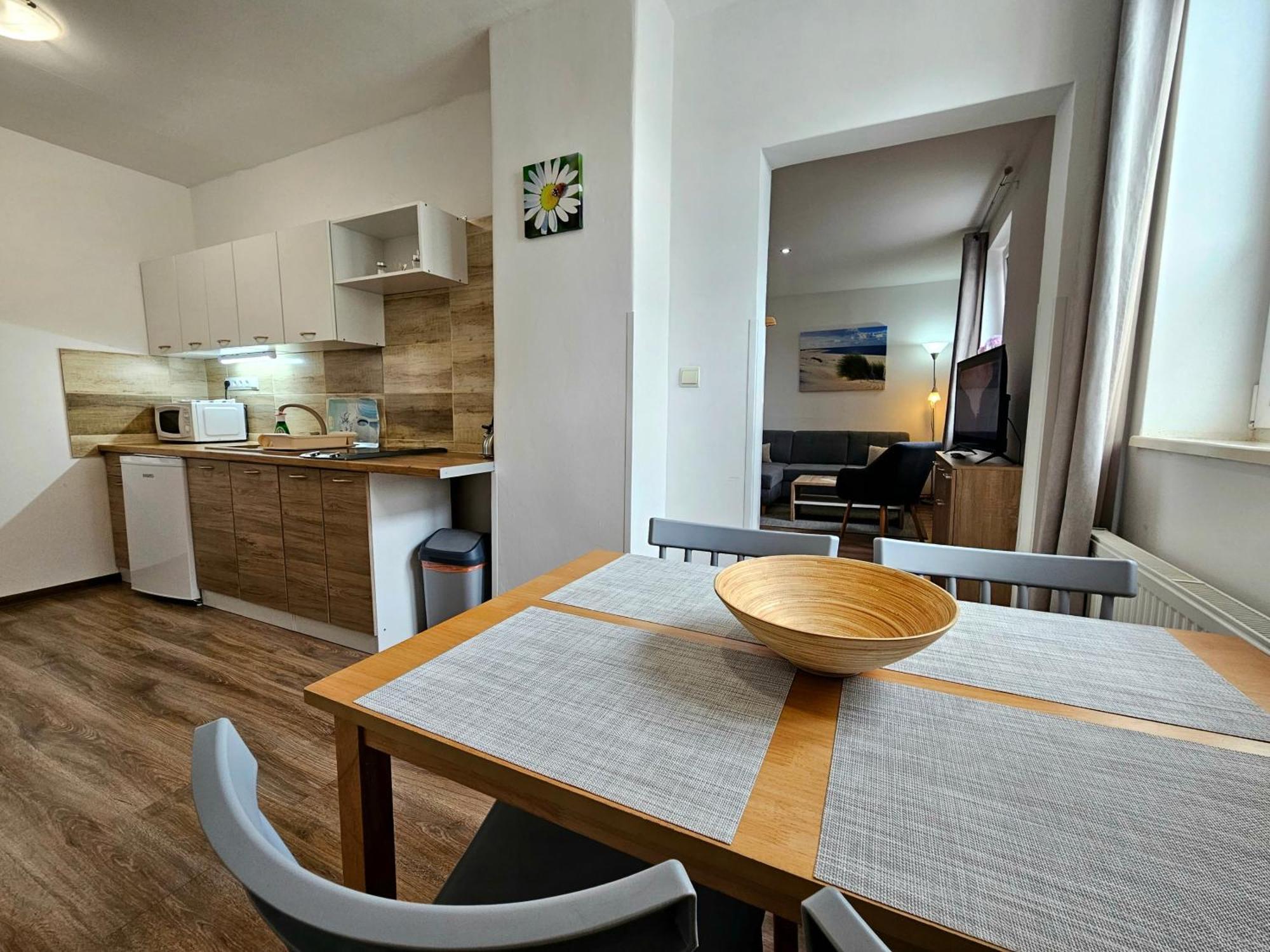 Apartmany Miluska Besenova Bagian luar foto
