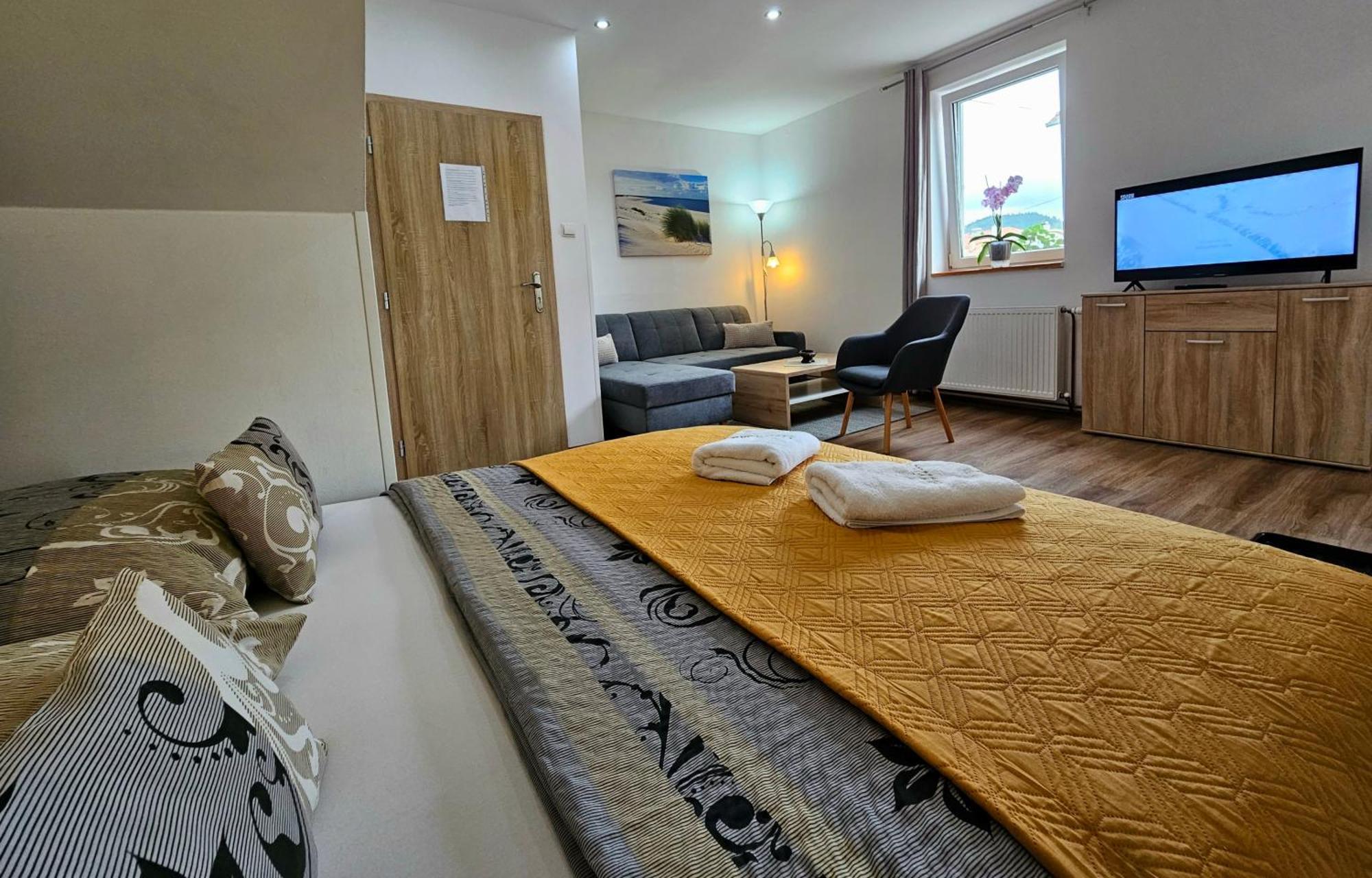 Apartmany Miluska Besenova Bagian luar foto