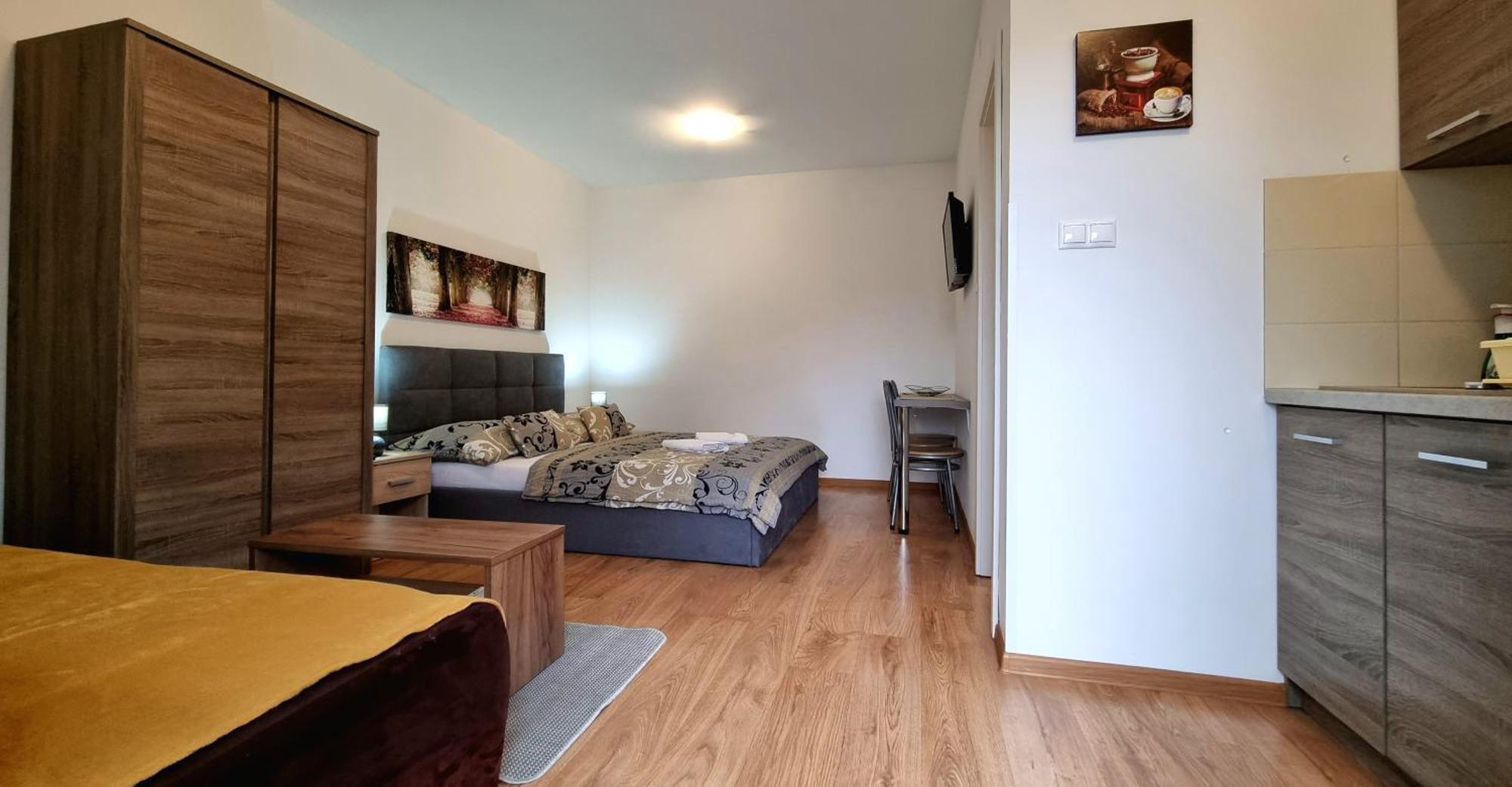 Apartmany Miluska Besenova Ruang foto