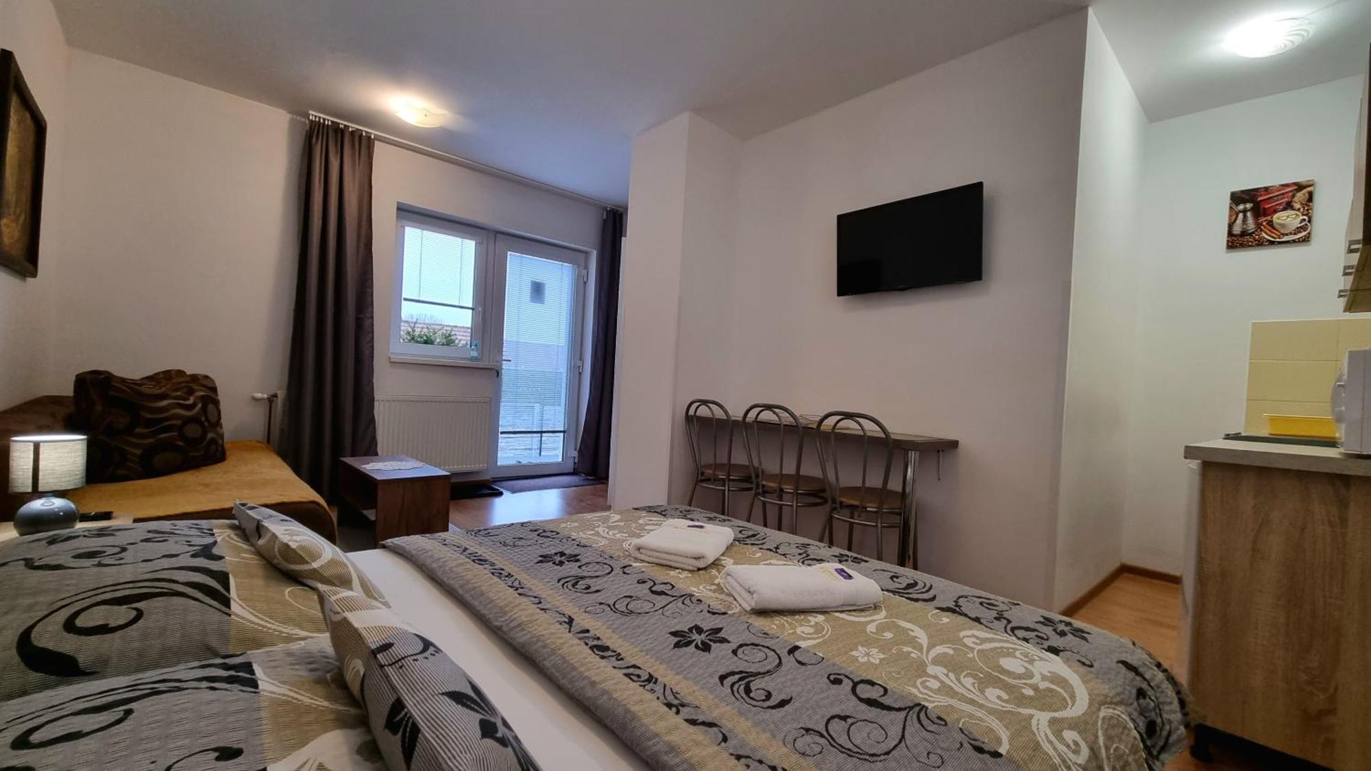 Apartmany Miluska Besenova Ruang foto