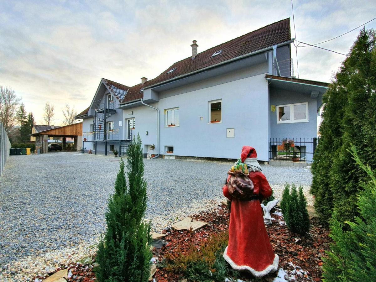 Apartmany Miluska Besenova Bagian luar foto